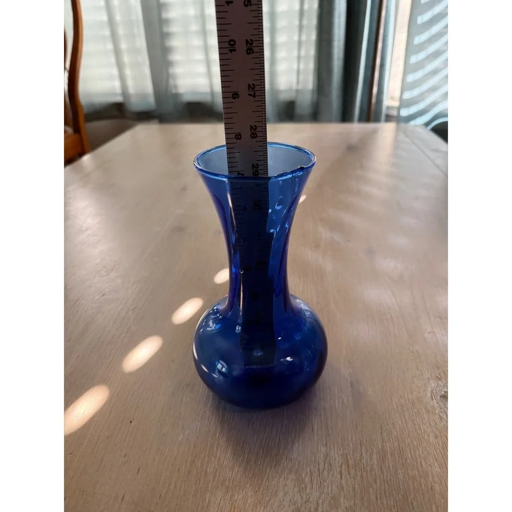 Vintage Cobalt Blue Hand Blown Glass Bud Vase Bulbous Base Flared Rim‎ 5